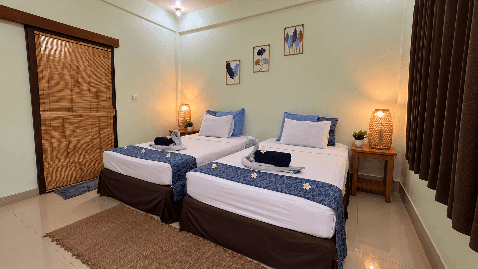 Superior Twin Suite with Balinese swan towel origami